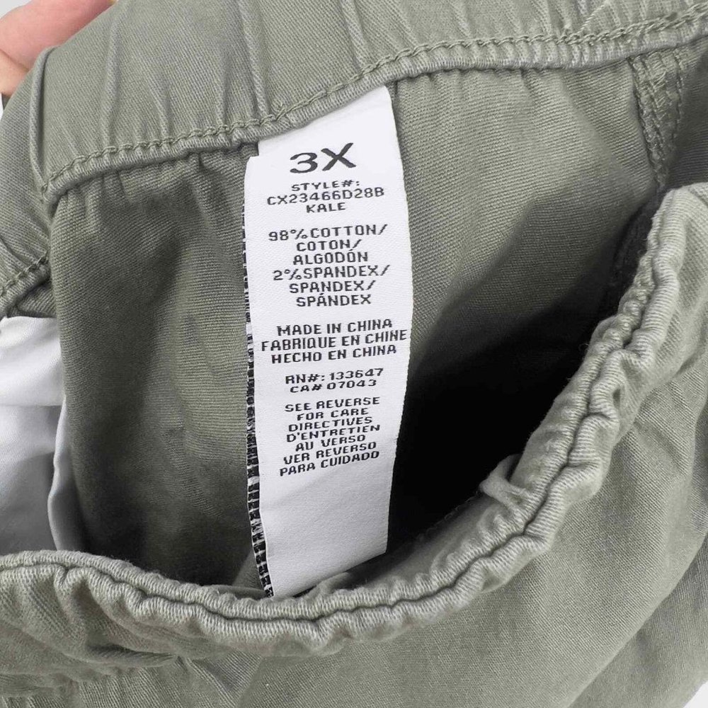 Celebrity Pink Trendy Plus Size Zip-Pocket Pull-On Pants Kale Green Size 3X NWT - Picture 7 of 7